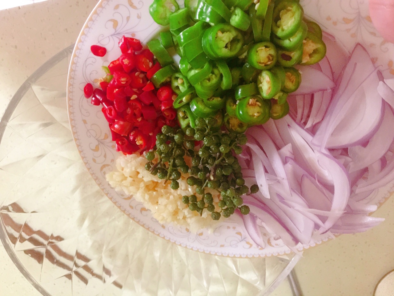 酸辣网红鸡爪