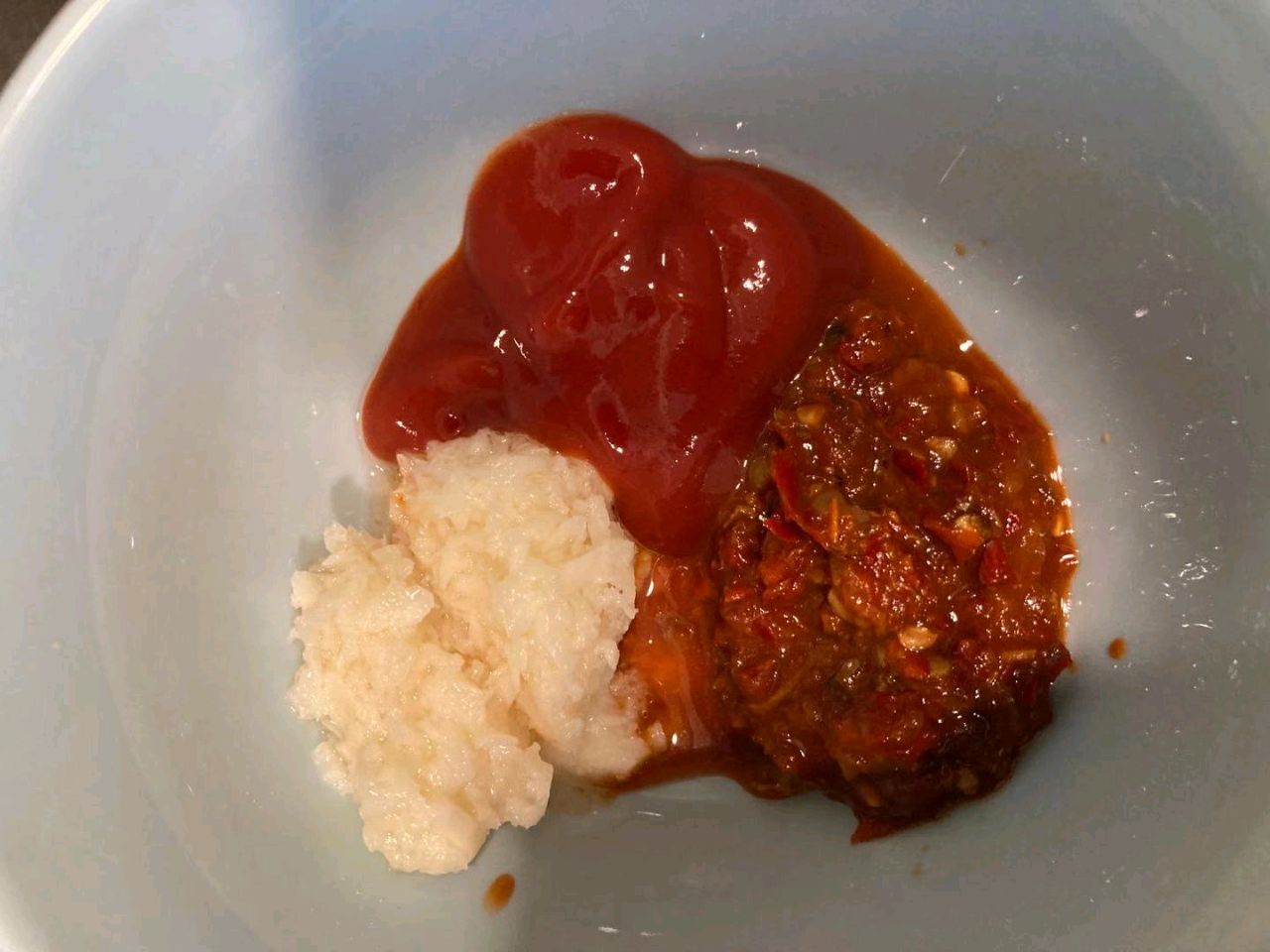 酸辣味的蒸鲳鱼