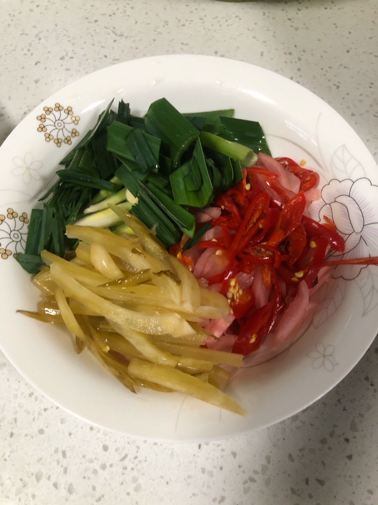 酸萝卜炒魔芋