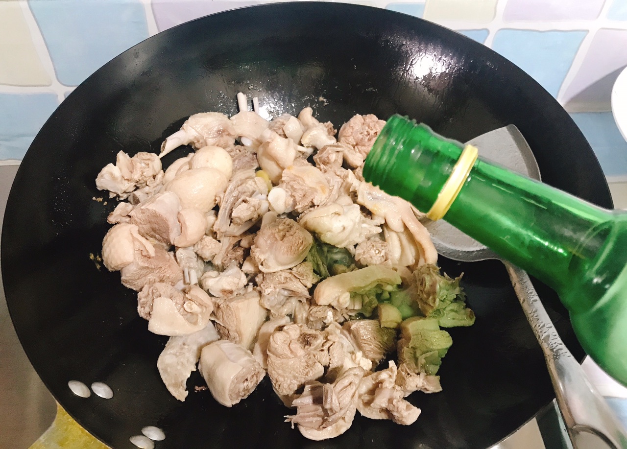酸萝卜炖老鸭汤