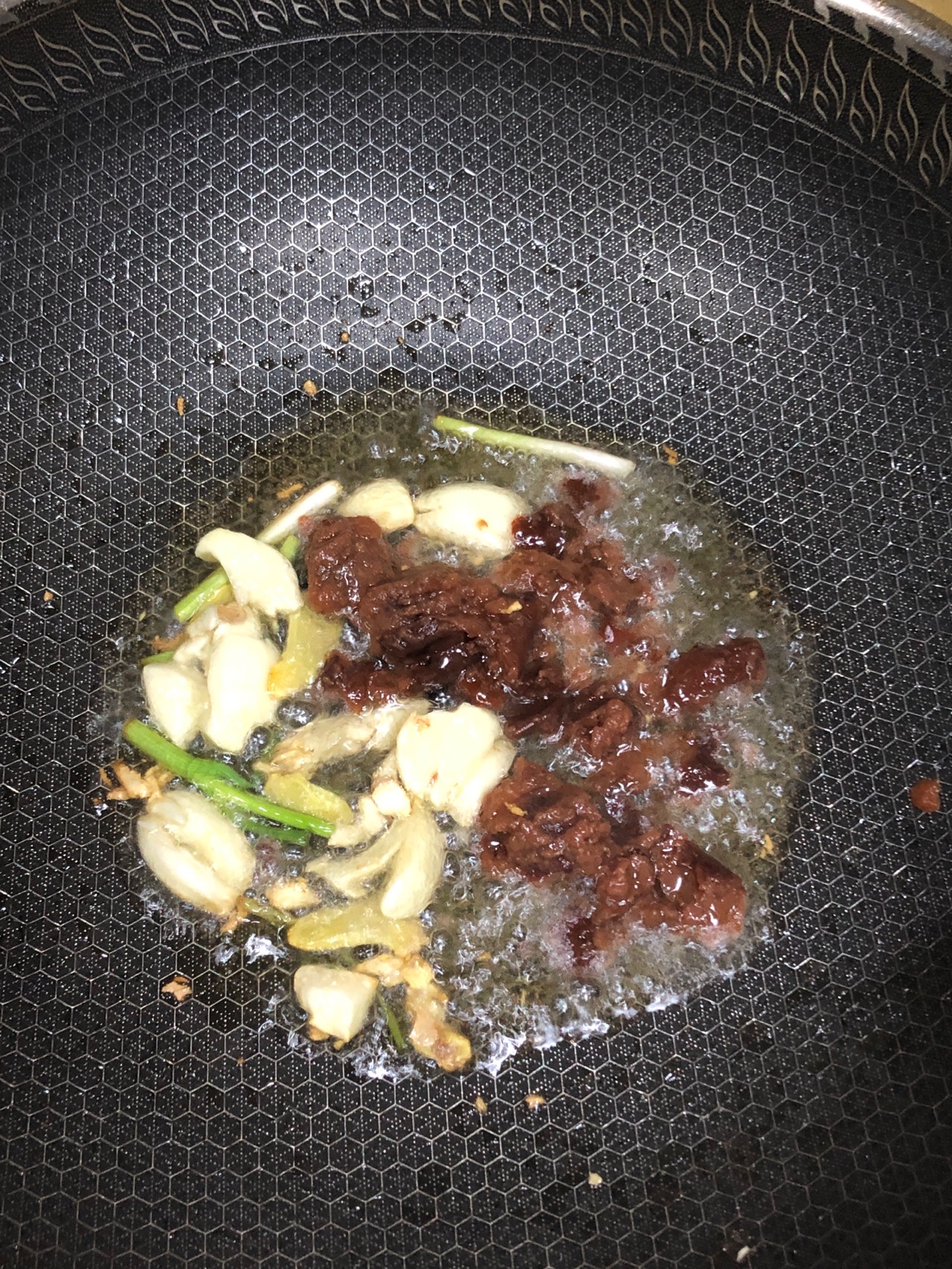 酸梅鱼