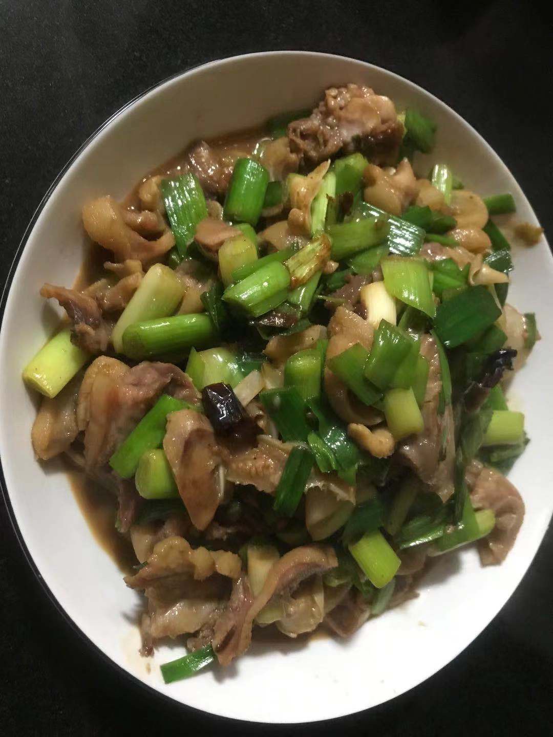 蒜苗爆炒羊头肉