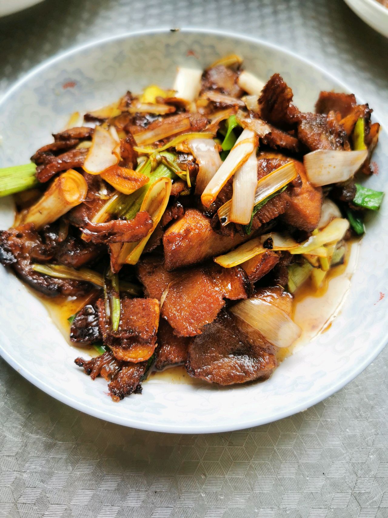 蒜苗炒回锅肉