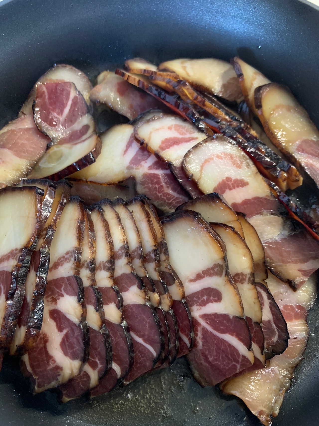 蒜苗炒腊肉