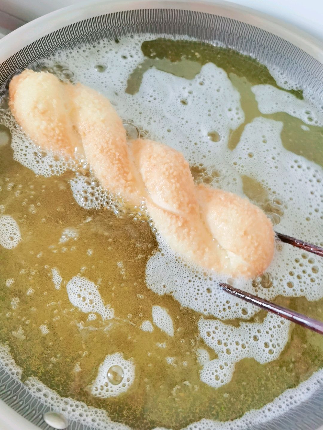 酸奶爆浆麻花