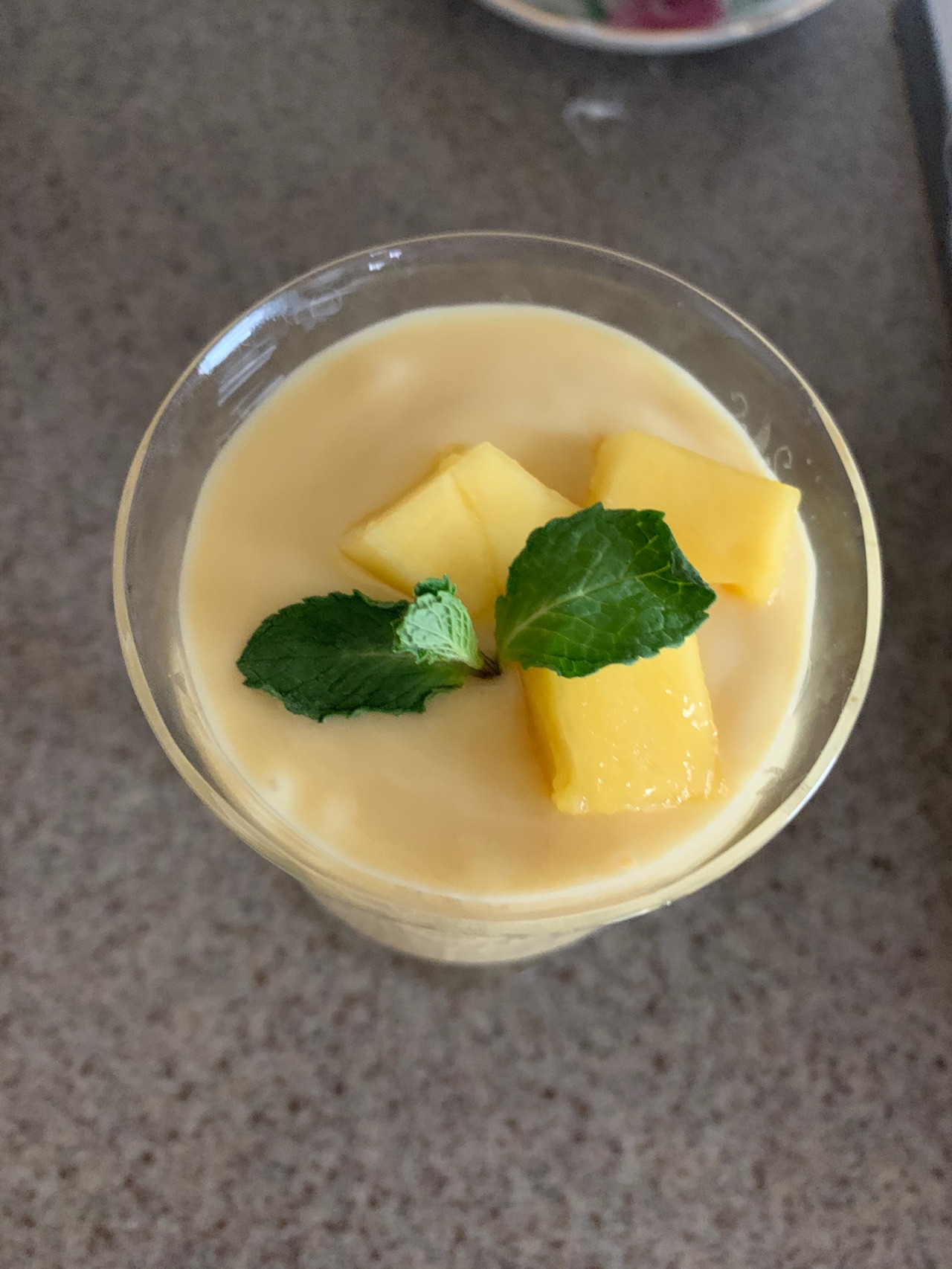 酸奶麦片水果碗+香妃柚芒果奶昔