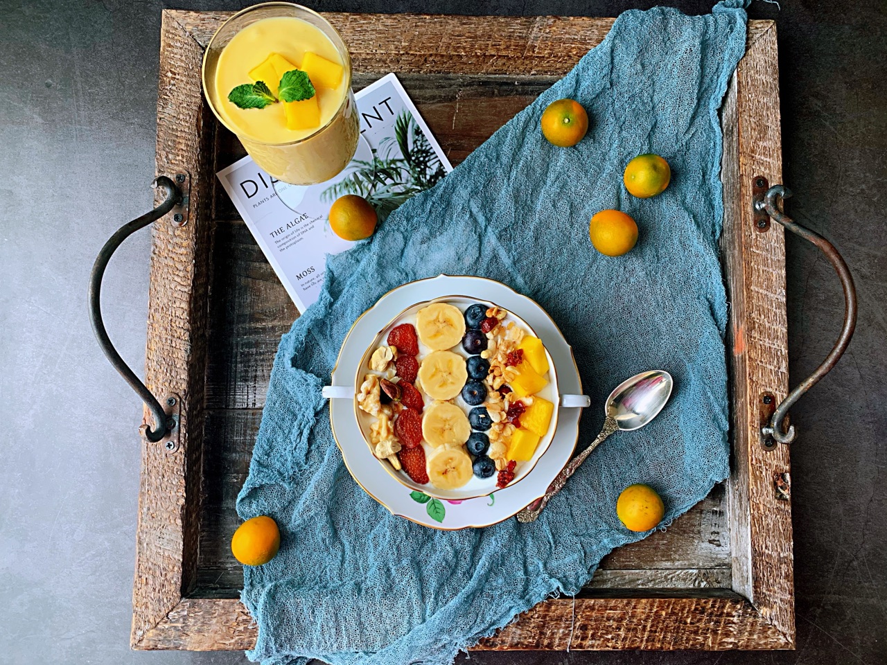 酸奶麦片水果碗+香妃柚芒果奶昔