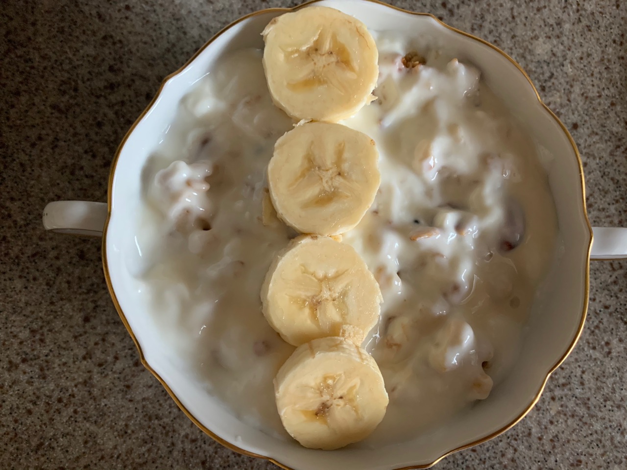 酸奶麦片水果碗+香妃柚芒果奶昔