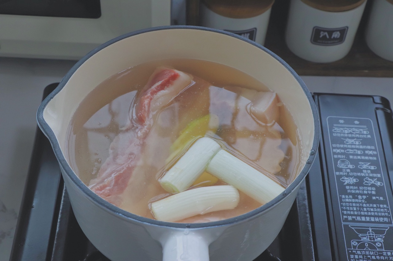 蒜泥白肉
