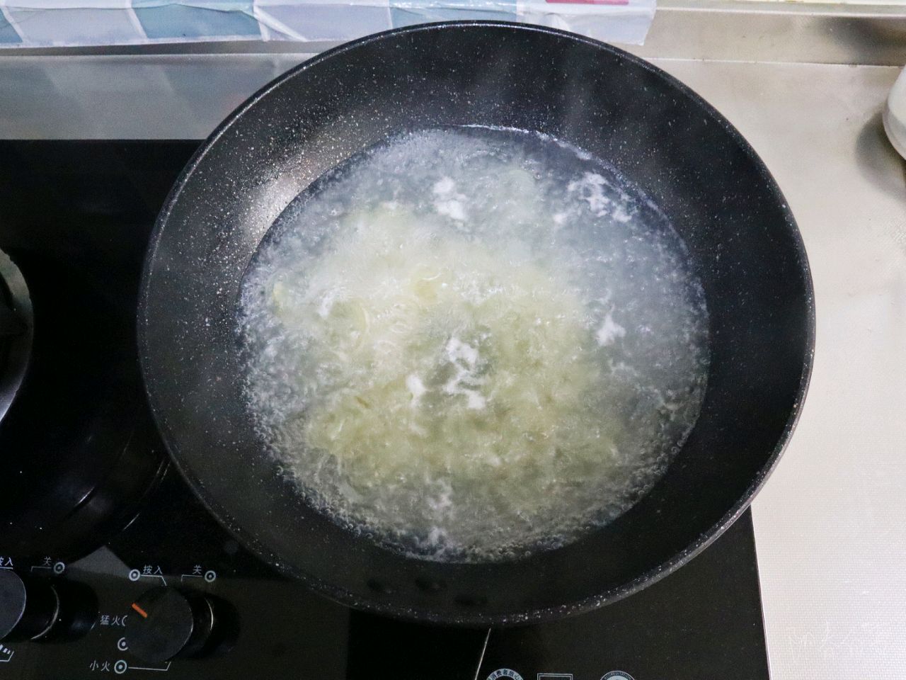 蒜泥水晶皮冻年夜饭下酒菜