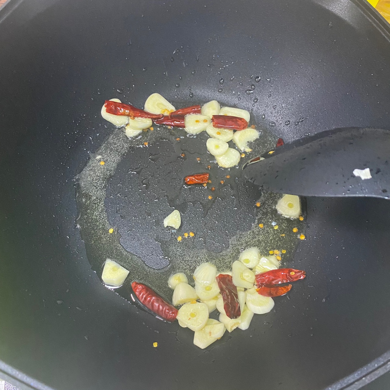 蒜片油麦菜