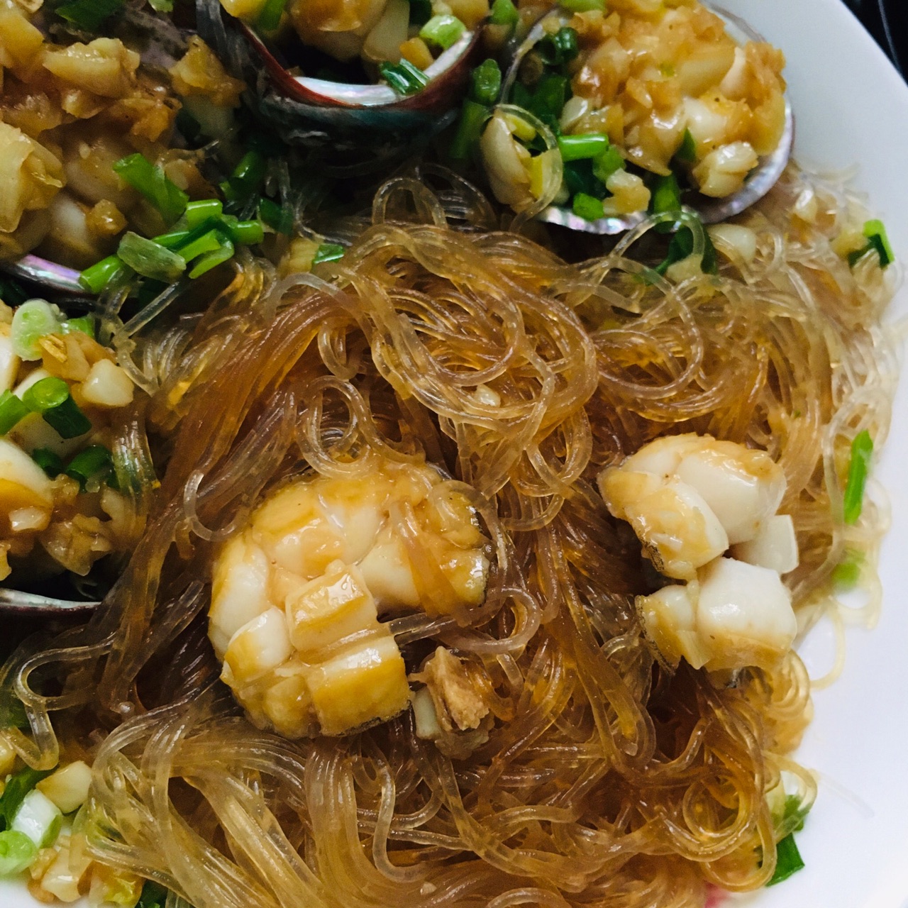 蒜蓉粉丝蒸鲍鱼