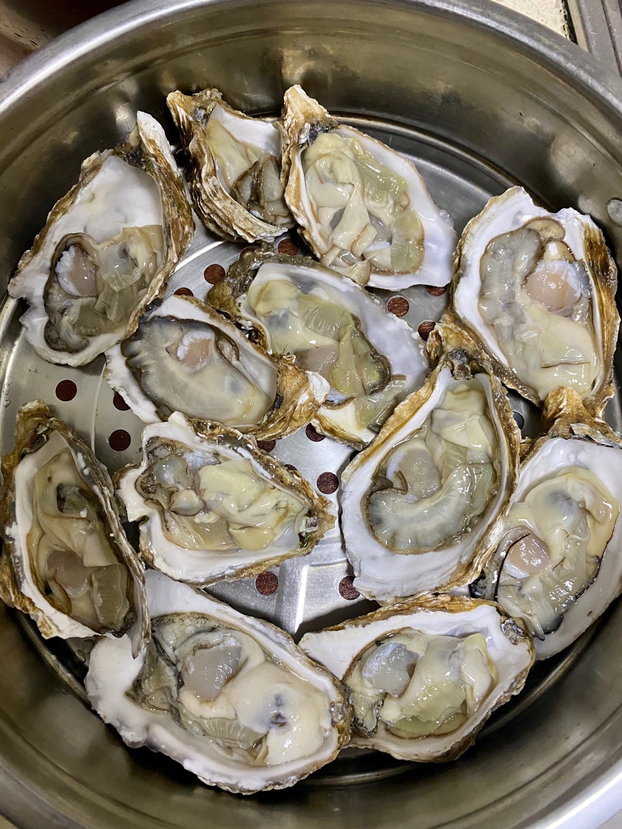 蒜蓉粉丝蒸生蚝