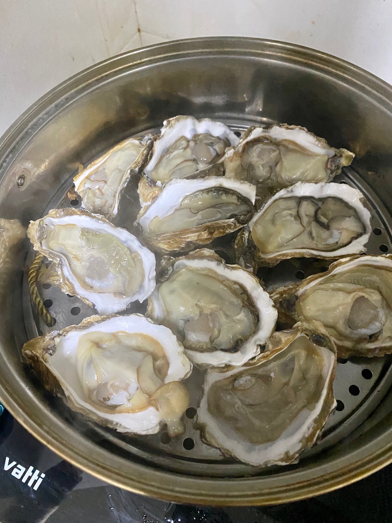 蒜蓉粉丝蒸生蚝