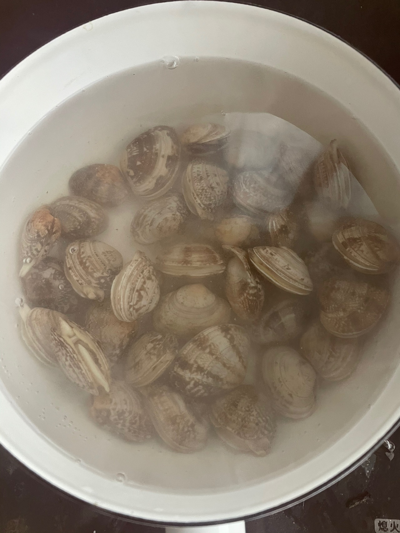 蒜蓉海鲜粉丝煲