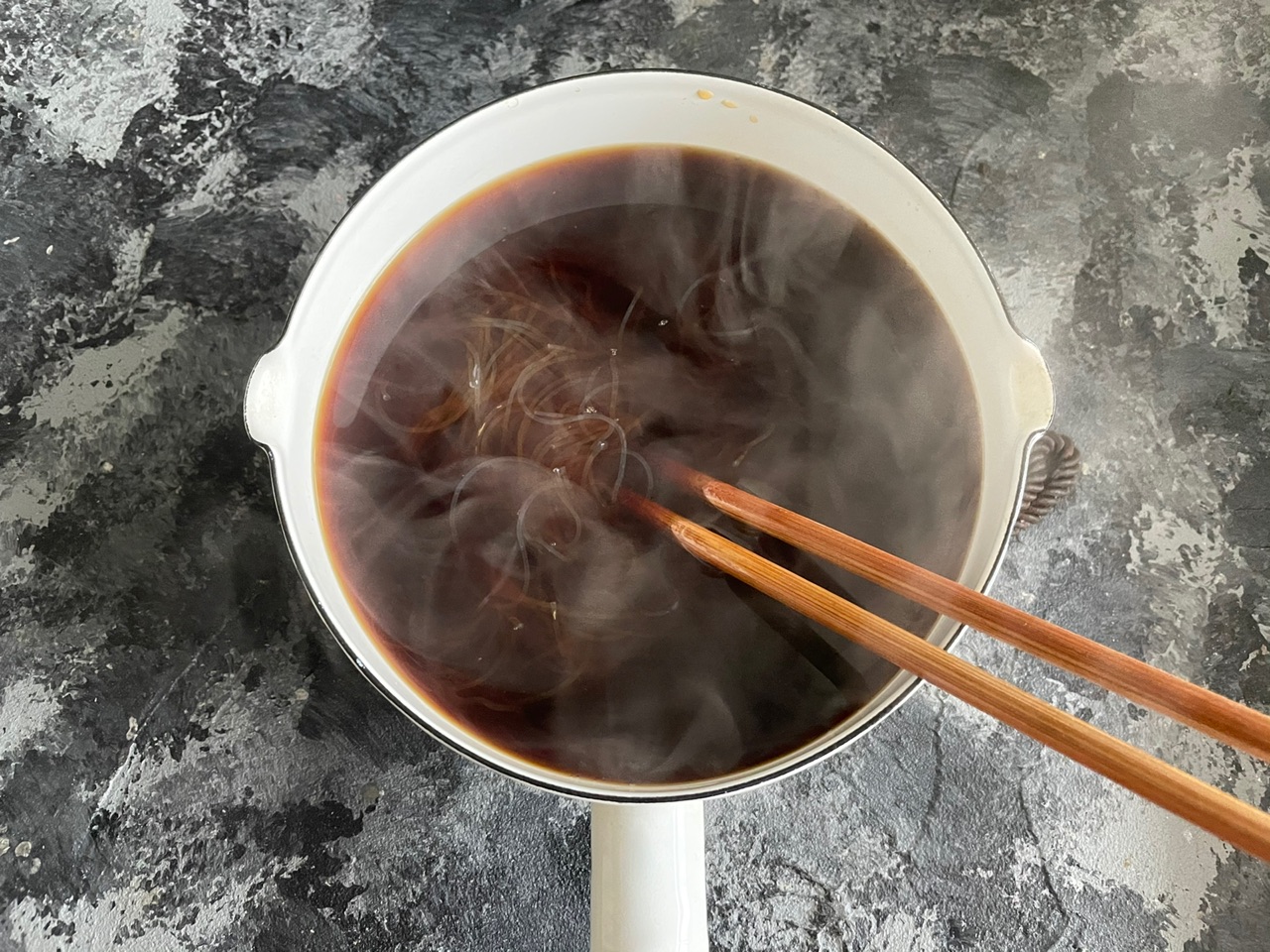 蒜蓉海鲜粉丝煲