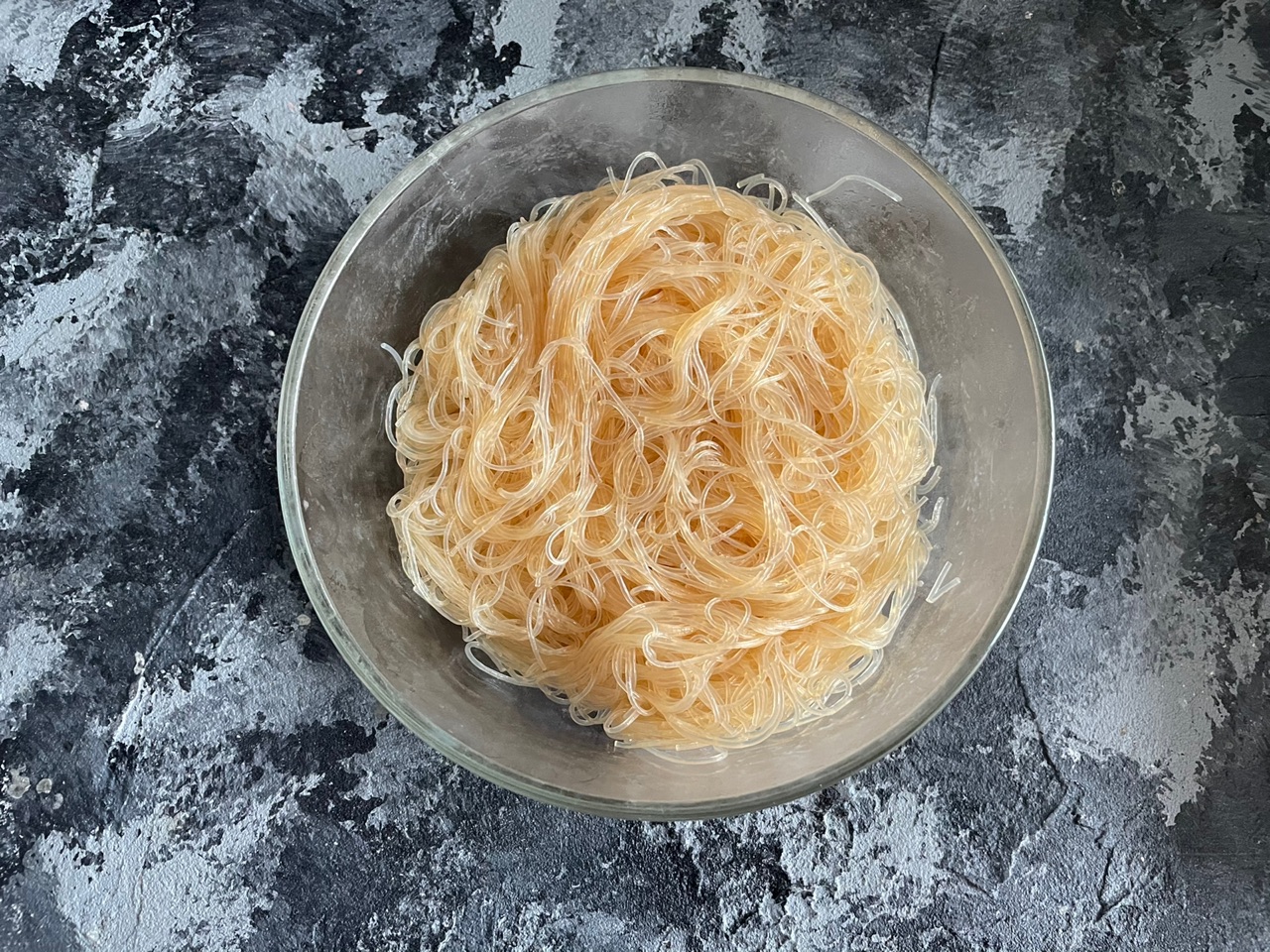 蒜蓉海鲜粉丝煲