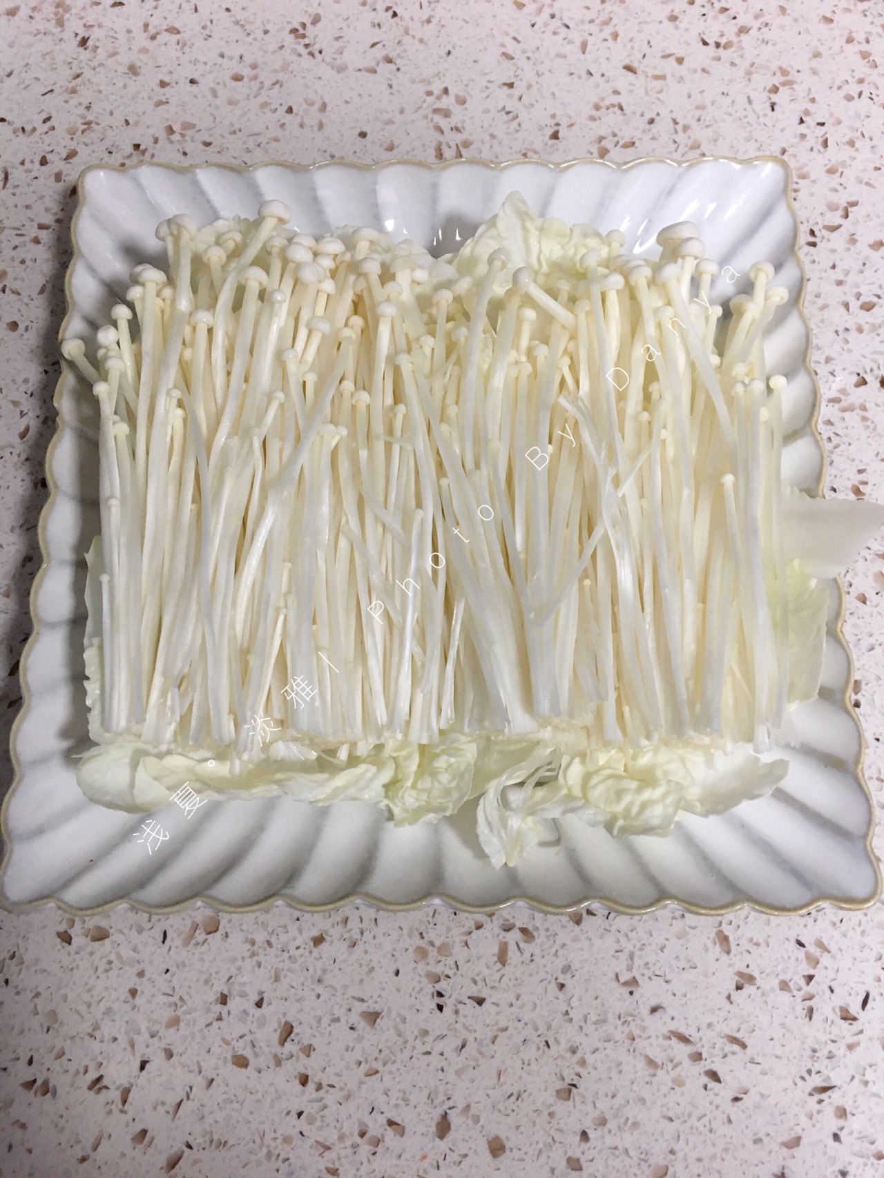 蒜蓉金针菇白菜