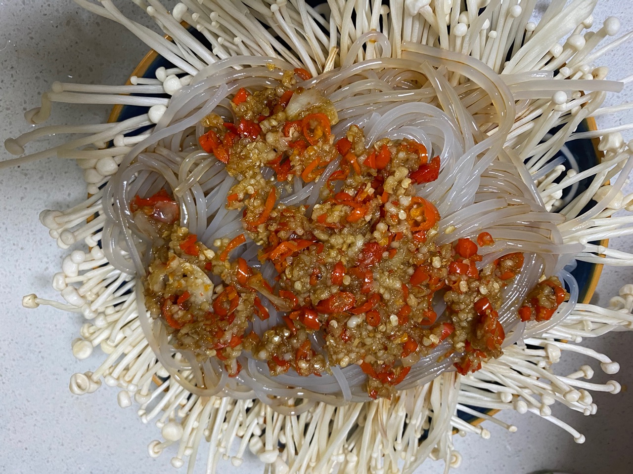 蒜蓉金针菇粉条