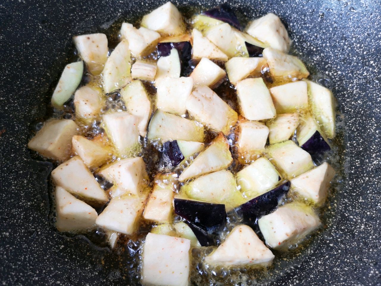 蒜蓉牛肉酱烧茄子
