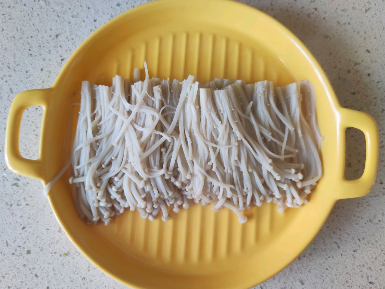 蒜蓉清蒸金针菇