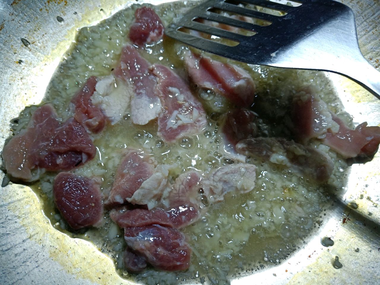 蒜蓉肉炒西蓝花