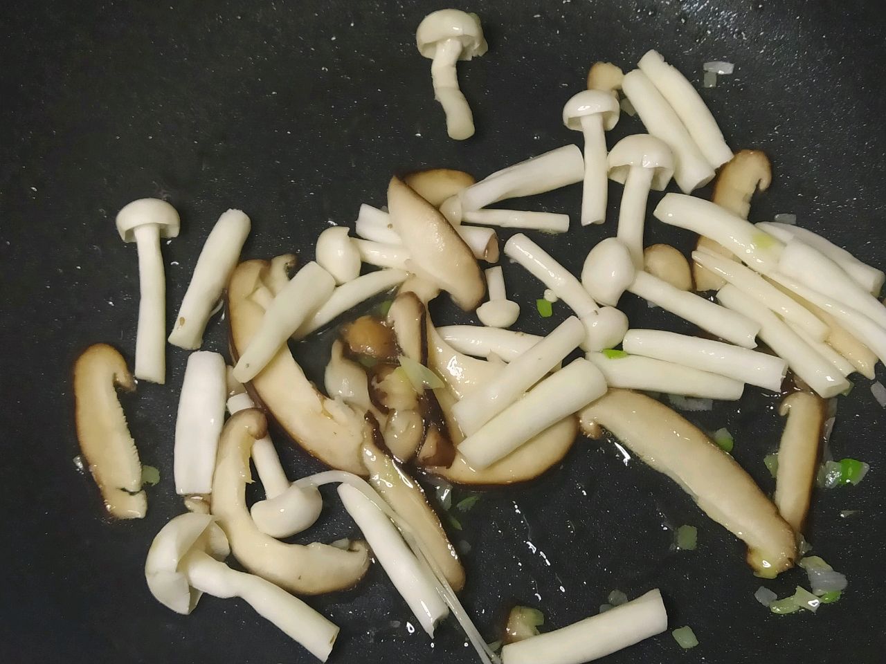 酸爽开胃的酸辣汤