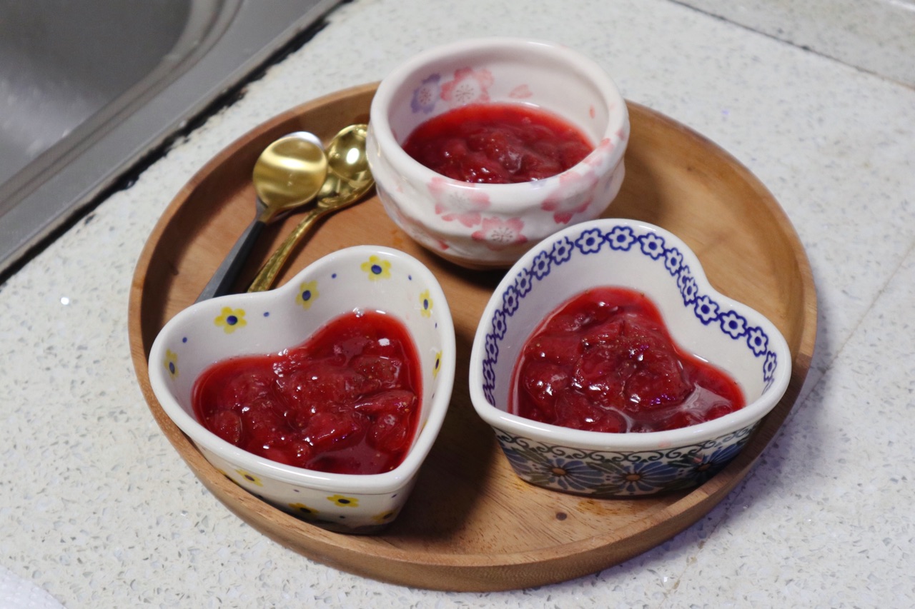 酸酸甜甜就是我—草莓果酱