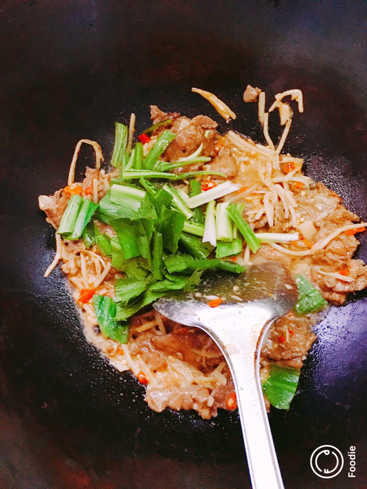 酸笋炒牛肉