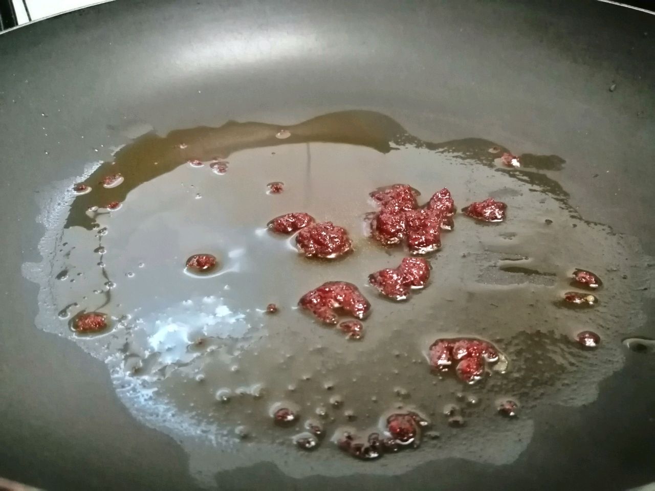 蒜苔炒木耳