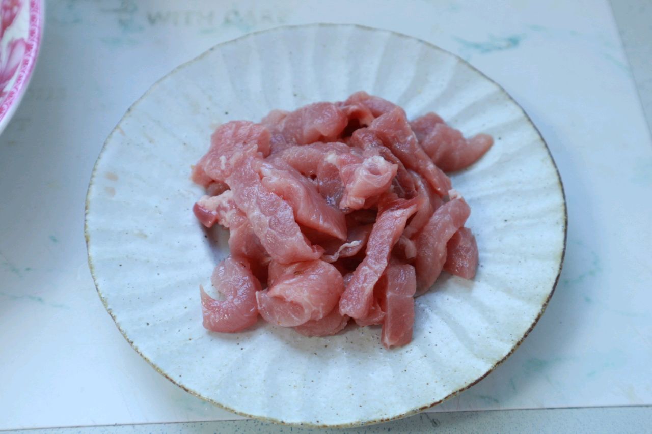 蒜苔炒肉