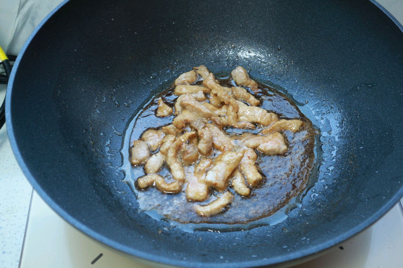 蒜苔炒肉
