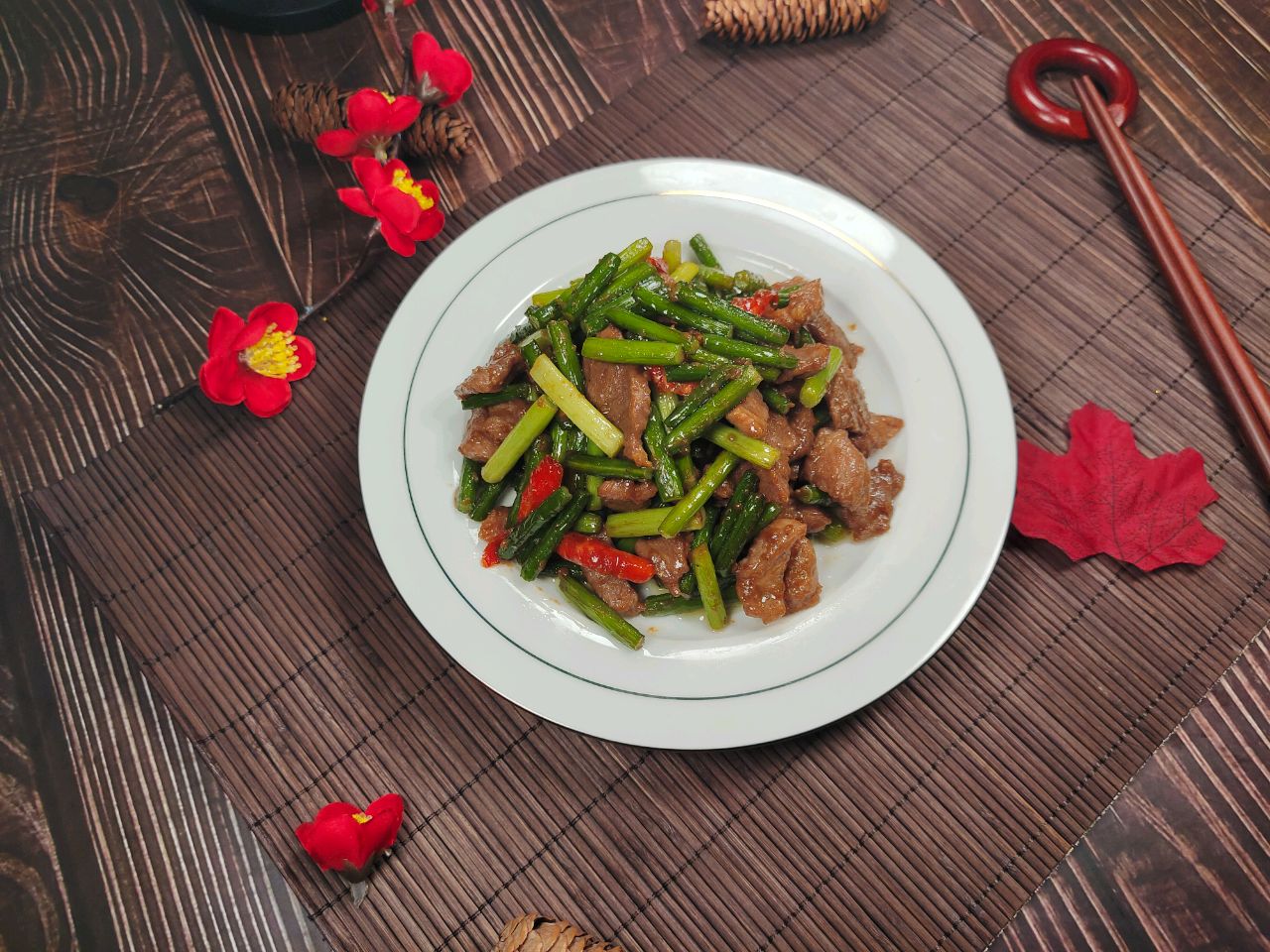 蒜薹炒肉，蒜苔炒肉