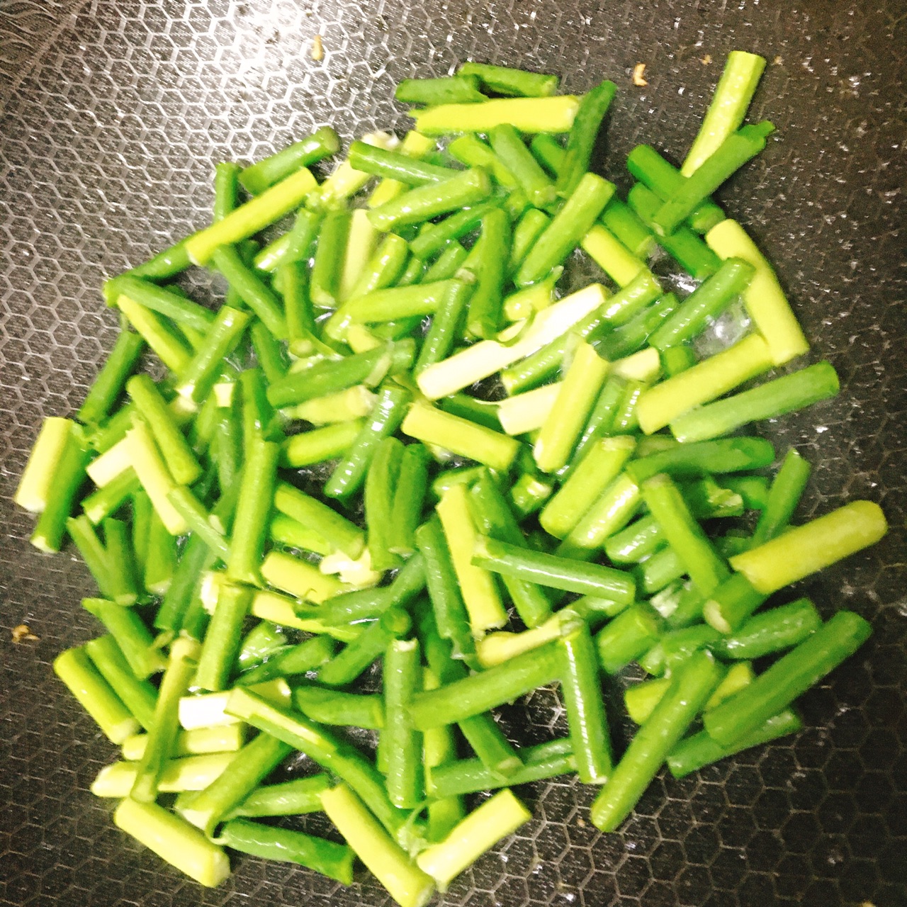 蒜苔鸡蛋