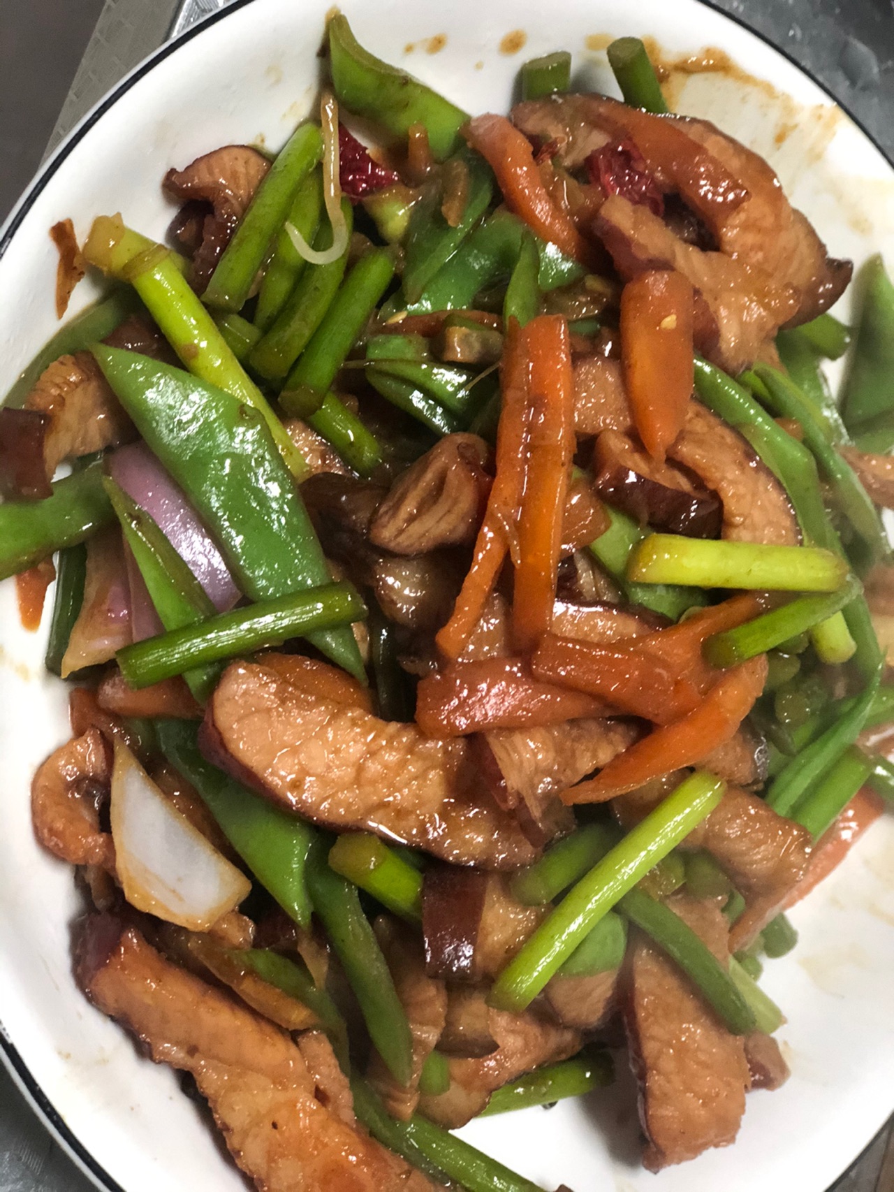 蒜苔腊肉