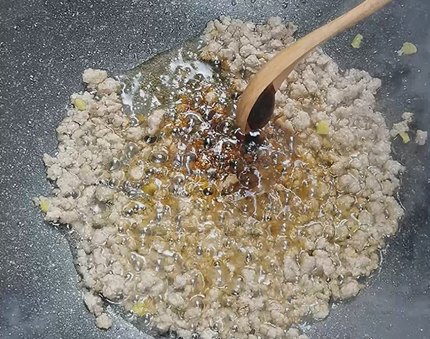 蒜苔肉末