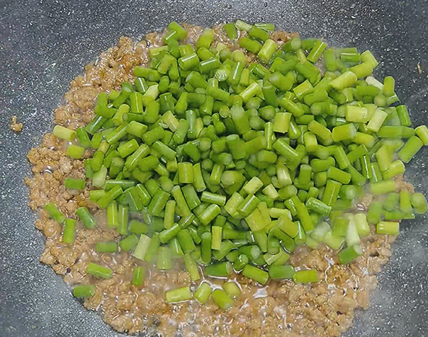 蒜苔肉末