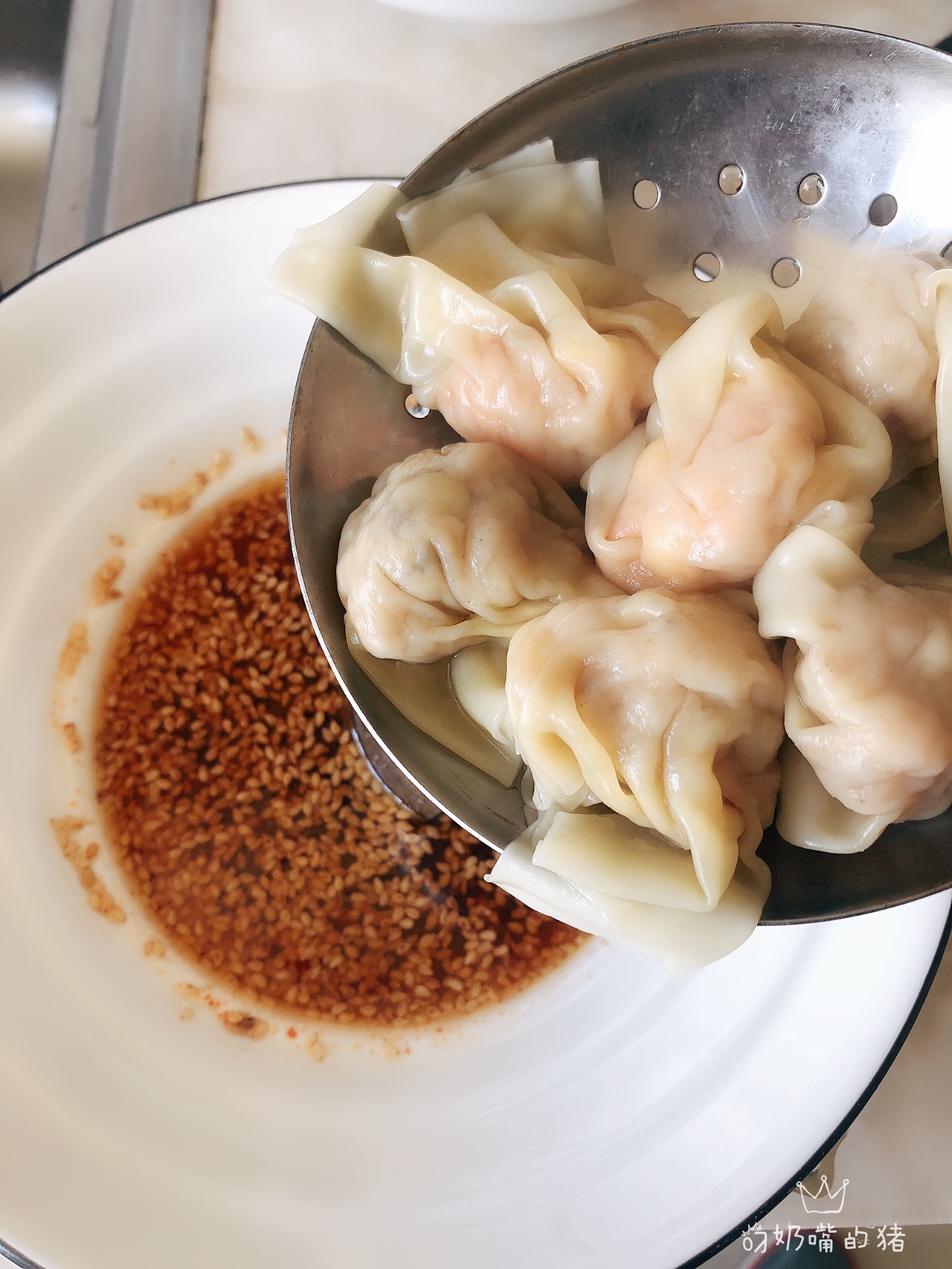 酸汤馄饨
