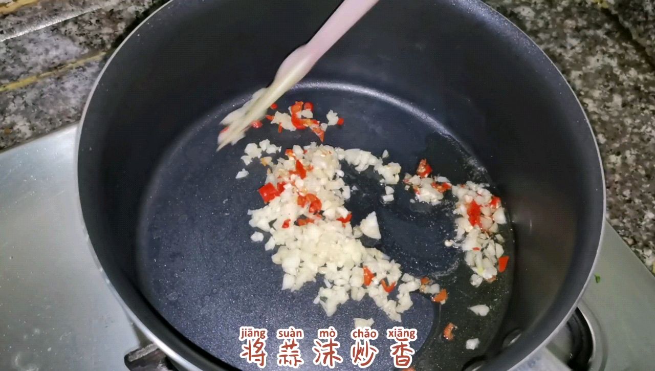酸汤金针菇肥牛