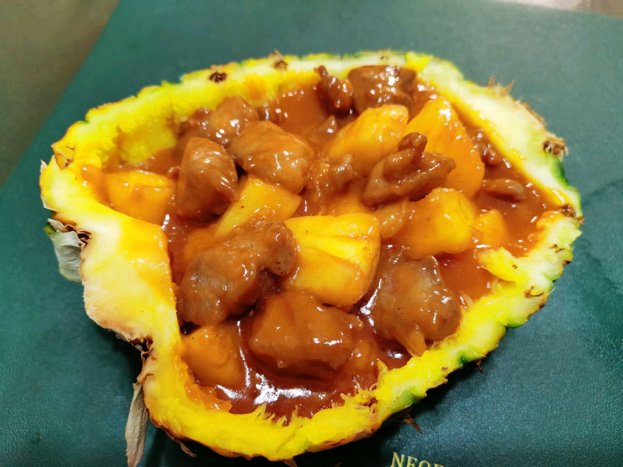 酸甜菠萝咕咾肉
