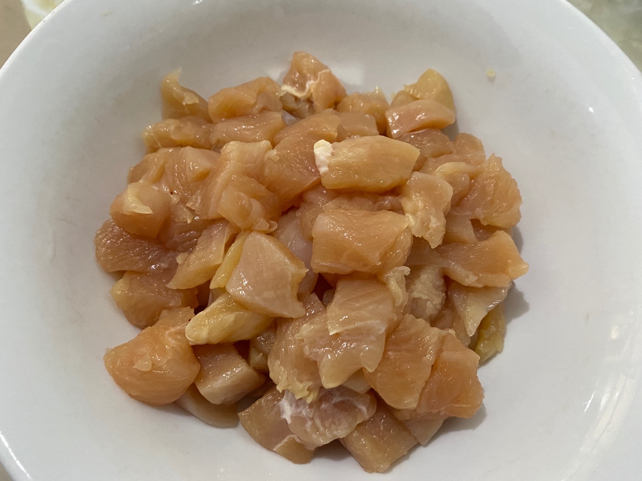 酸甜开胃的糖醋鸡块，外酥里嫩好吃到舔盘❗️