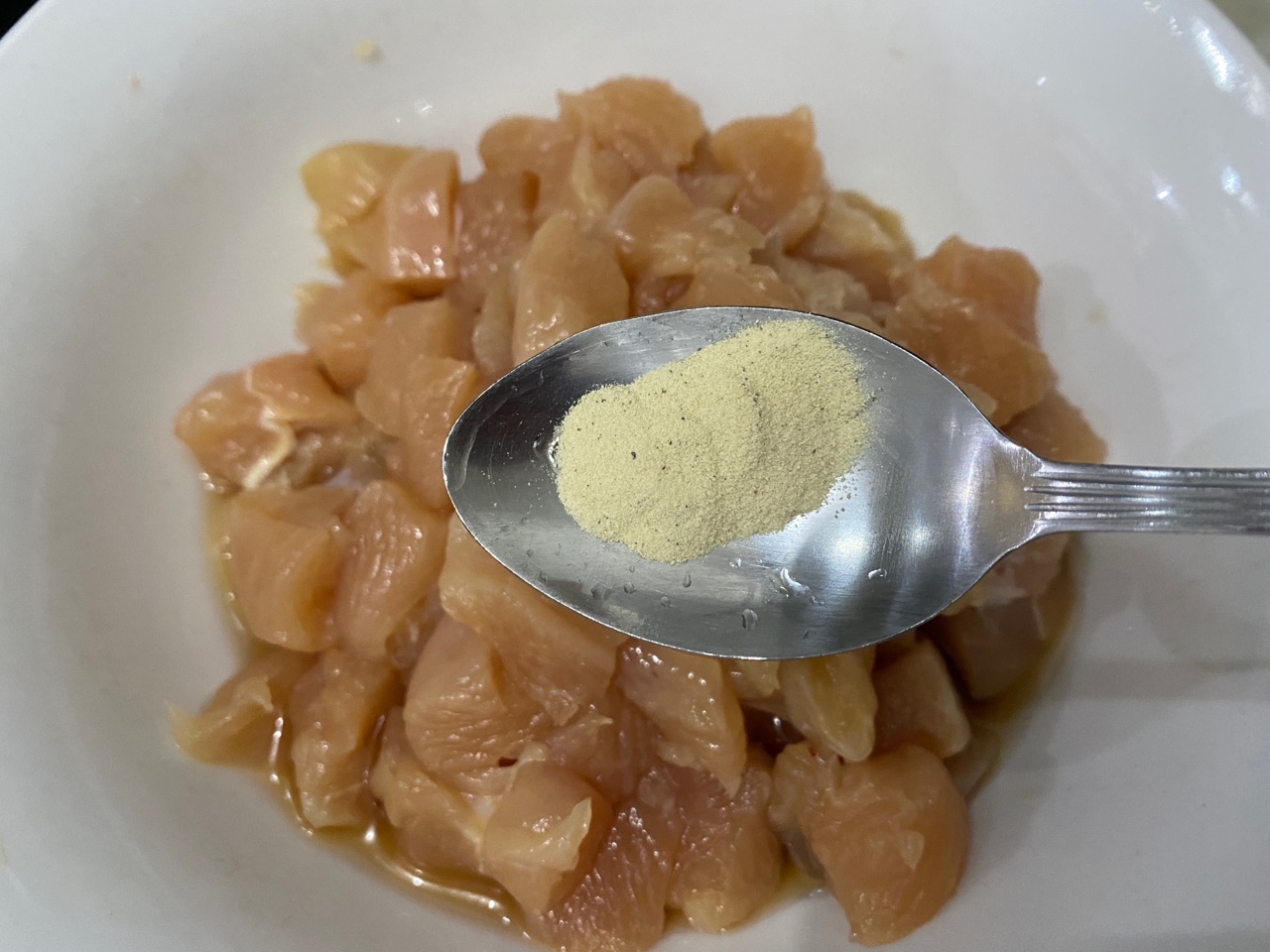 酸甜开胃的糖醋鸡块，外酥里嫩好吃到舔盘❗️