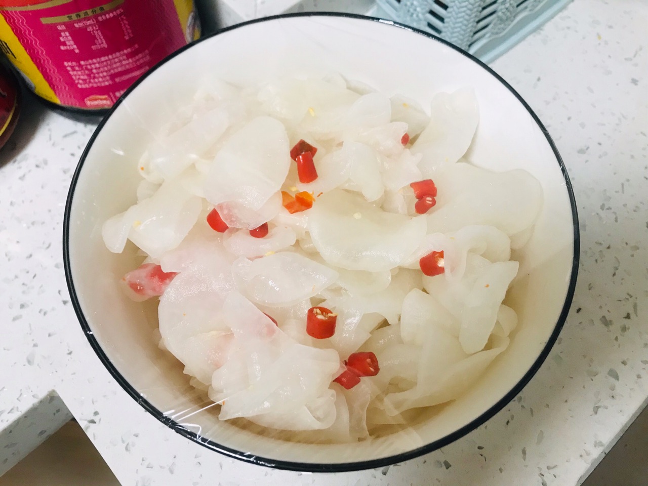 酸甜辣口爽脆白萝卜