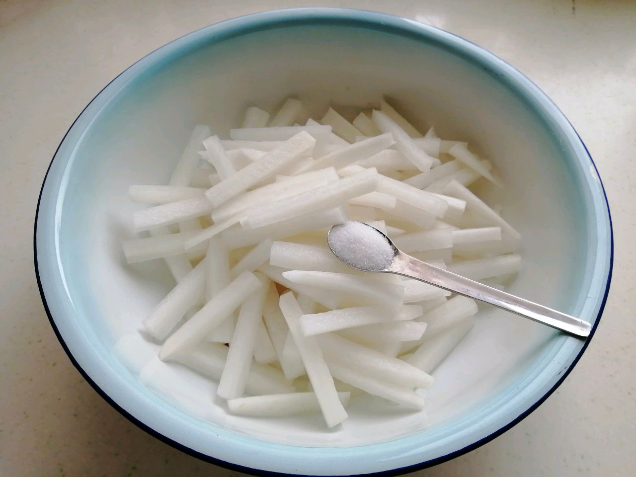 酸甜爽口的下饭菜 ——腌萝卜