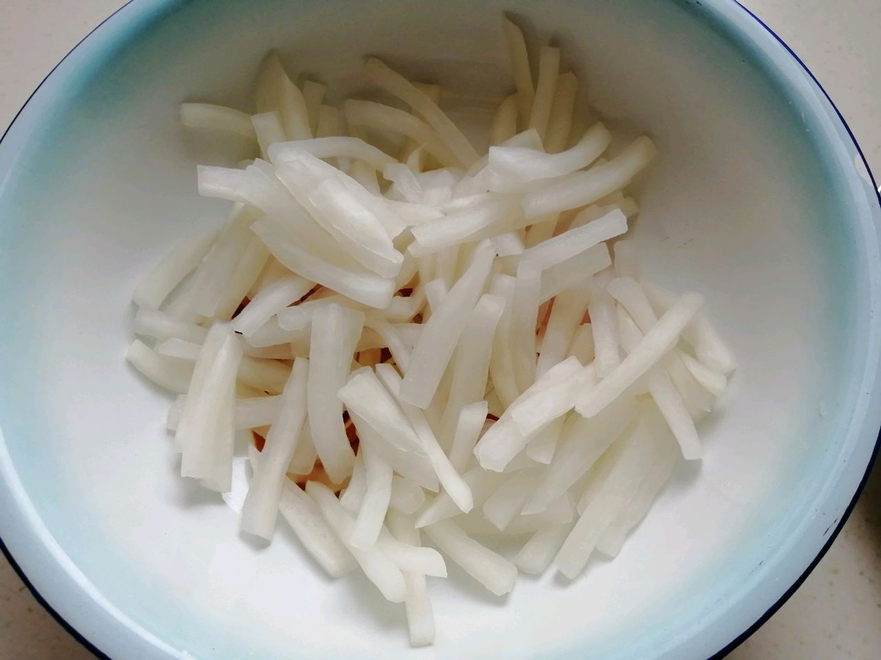 酸甜爽口的下饭菜 ——腌萝卜
