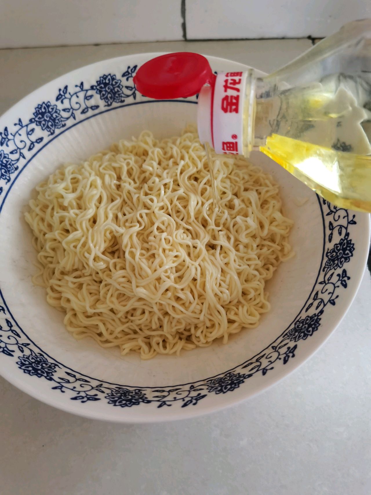 蒜香拌面