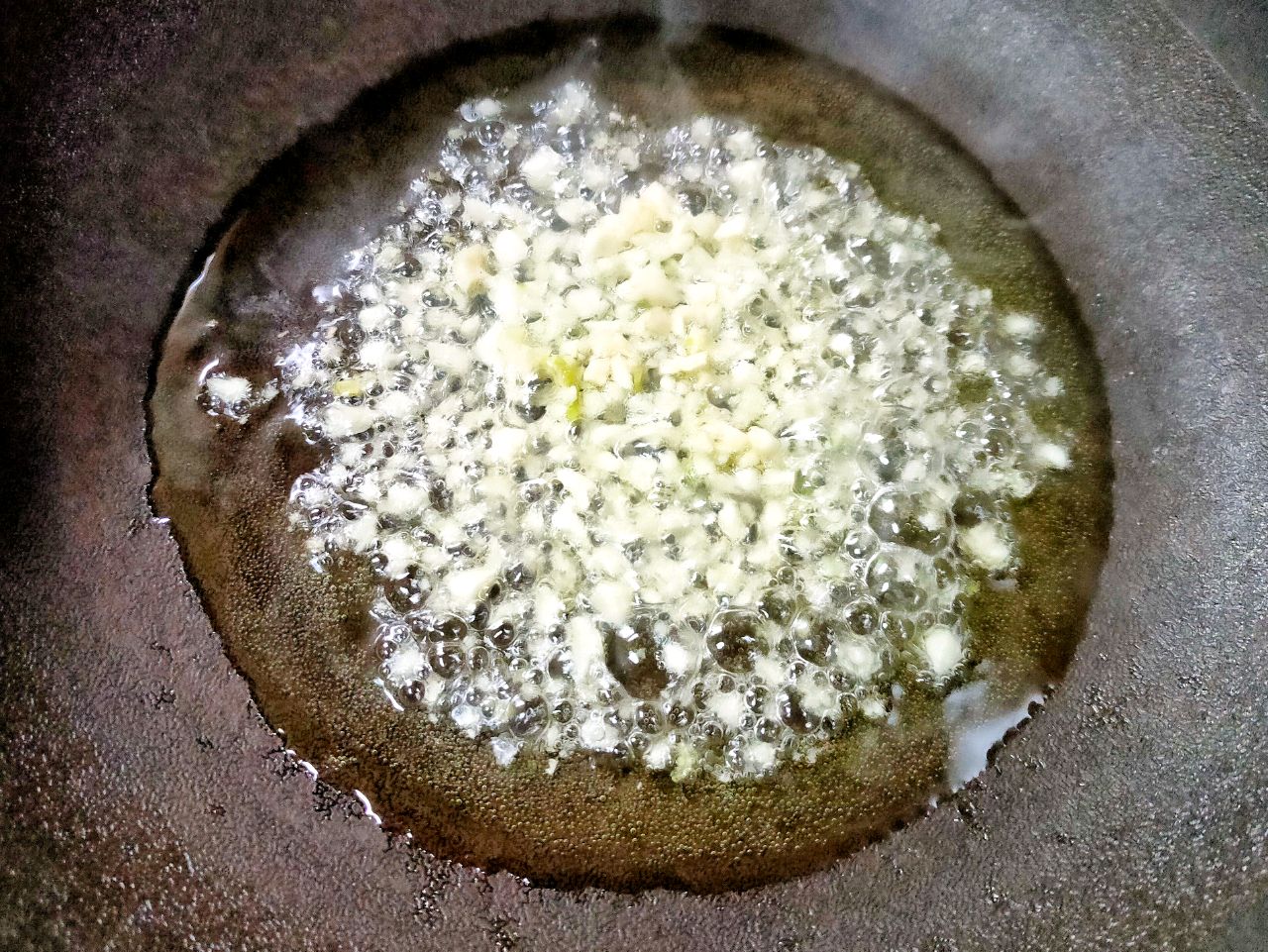蒜香豆豉蒸鱼块
