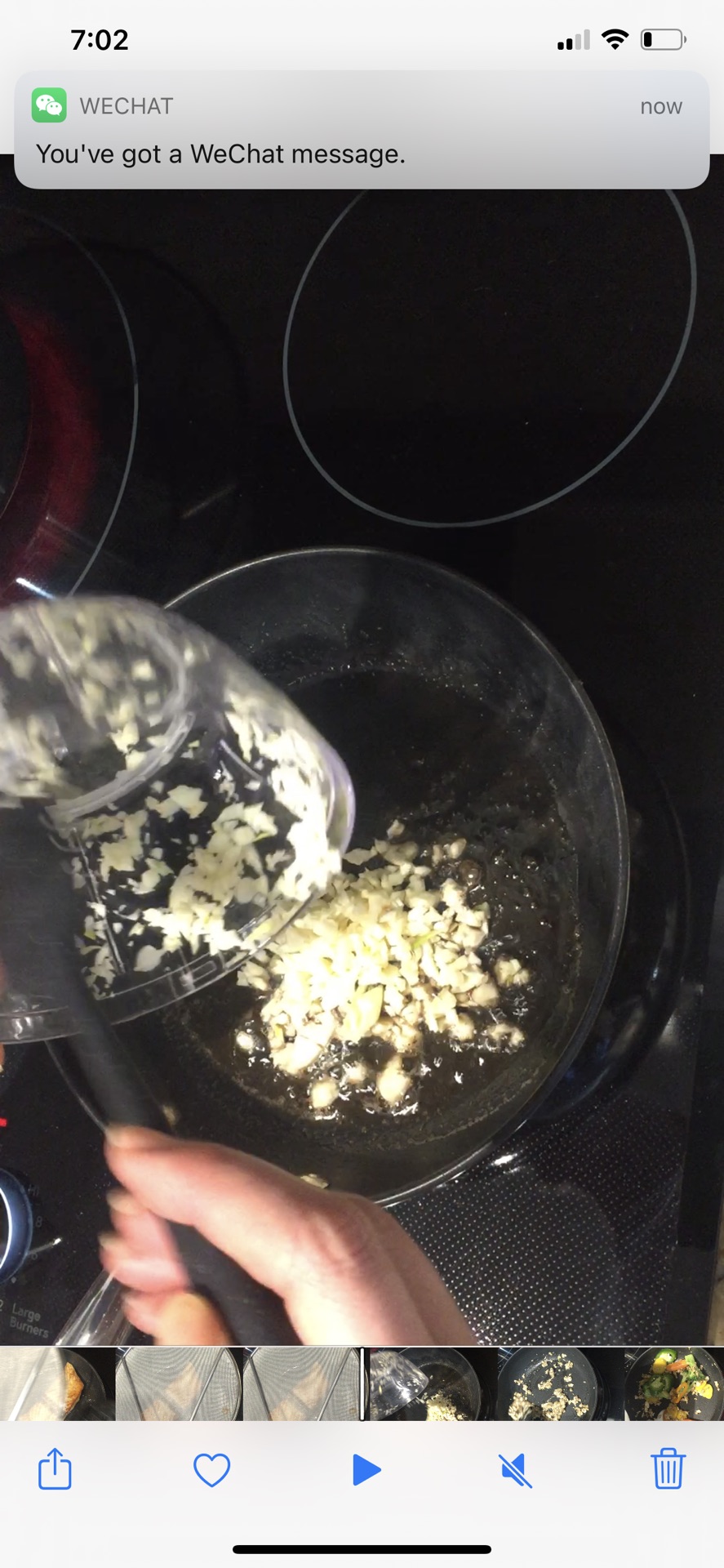 蒜香黄油三文鱼