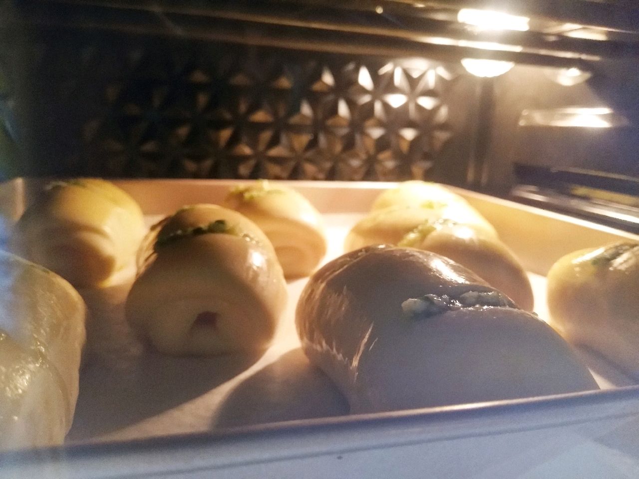 蒜香火腿面包