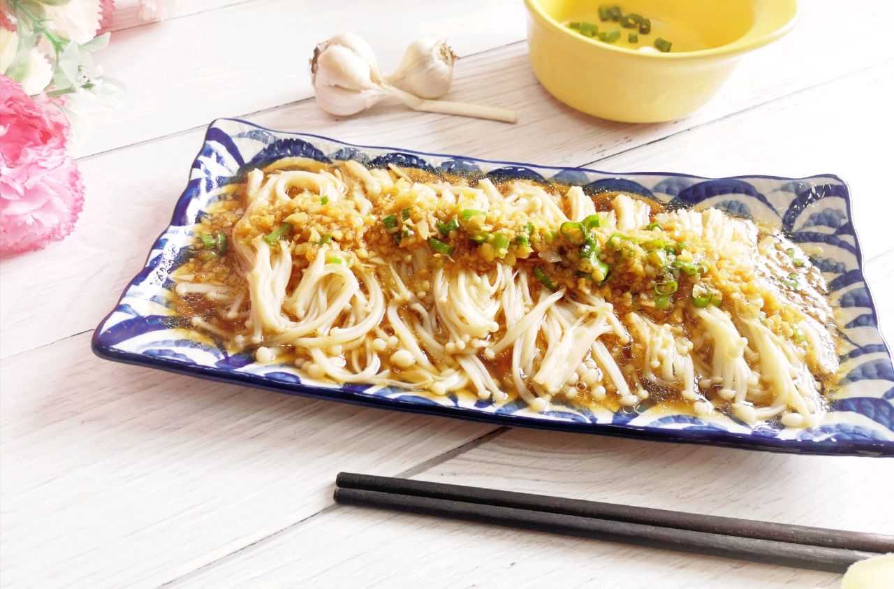 蒜香金针菇